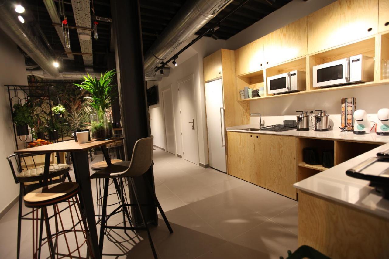 Vtz The Botanic Hostel Zaragoza Luaran gambar
