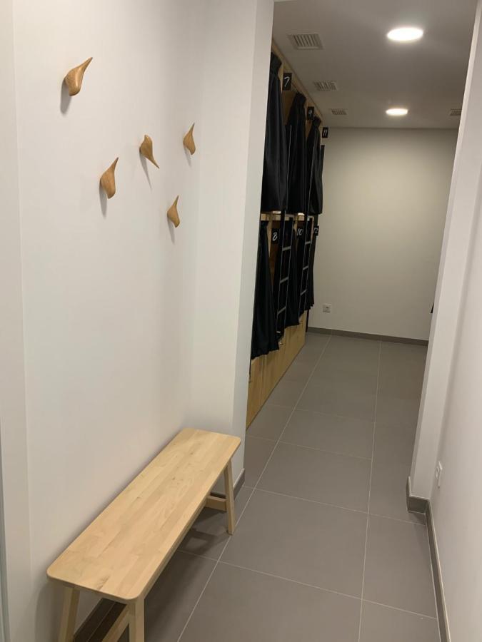 Vtz The Botanic Hostel Zaragoza Luaran gambar