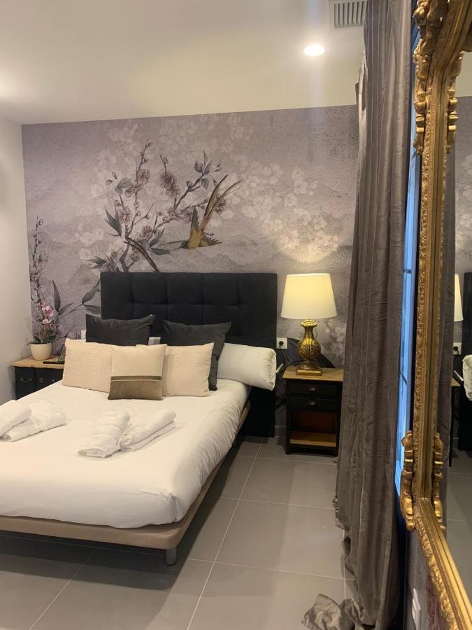 Vtz The Botanic Hostel Zaragoza Luaran gambar