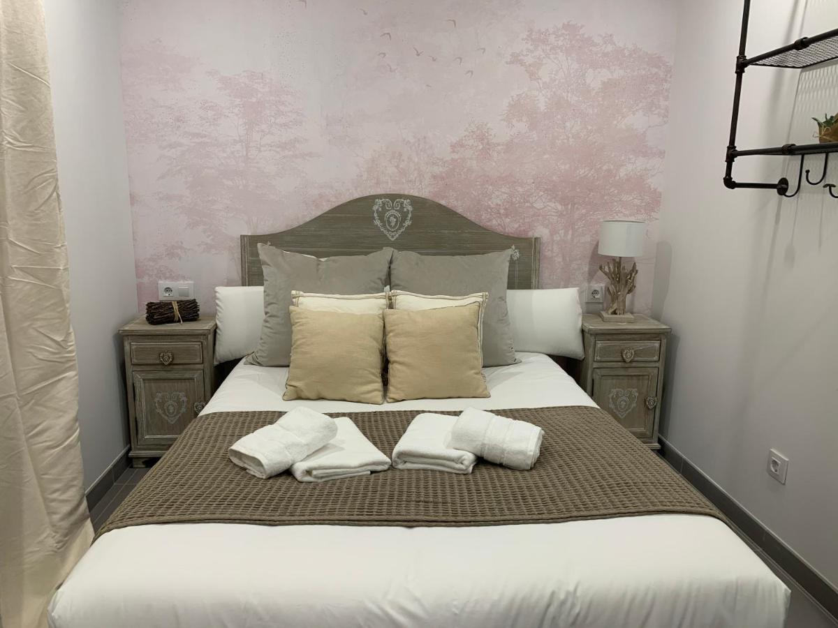 Vtz The Botanic Hostel Zaragoza Luaran gambar