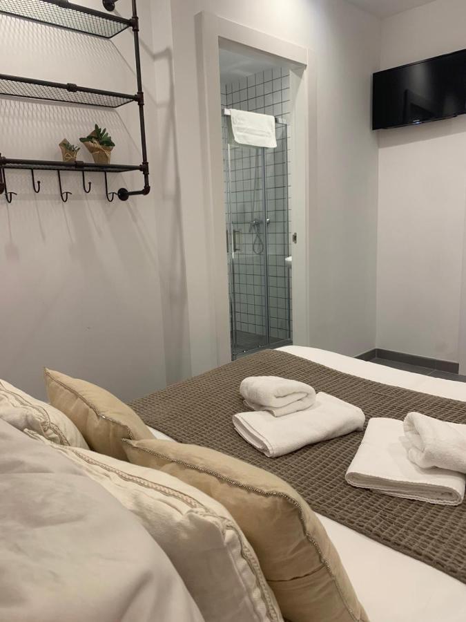 Vtz The Botanic Hostel Zaragoza Luaran gambar